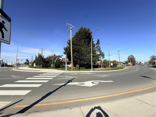 2095 Jahn Pl, Sidney, BC 