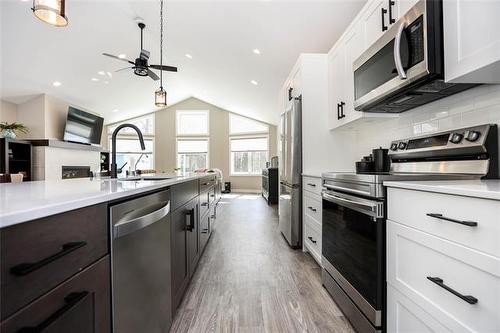 51 Burrows Rd, Pinawa, MB 