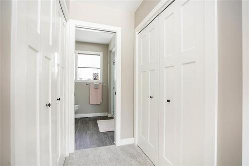 51 Burrows Rd, Pinawa, MB 