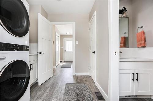 51 Burrows Rd, Pinawa, MB 