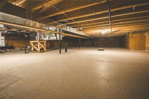 51 Burrows Rd, Pinawa, MB 