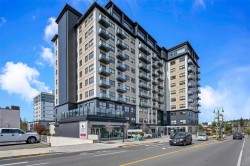 907-622 Admirals Rd Esquimalt, BC V9A 2N7