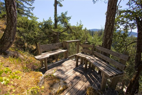 155 Mountain Park Dr, Salt Spring, BC 