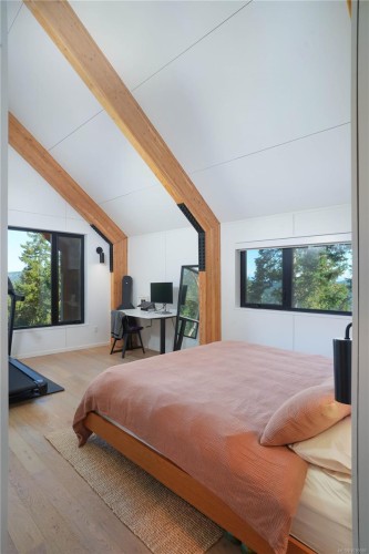 128 Spring Gold Way, Salt Spring, BC 