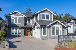 3516 Joy Close Langford, BC V9C 3A5