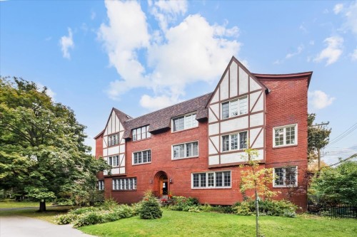 2-2850 Av. Willowdale  Montréal (Côte-Des-Neiges/Notre-Dame-De-Grâce), QC H3T 1H5
