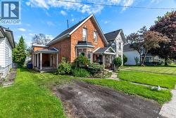 215 Grand AVENUE East Chatham, ON N7L 1W3