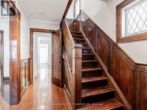 beautiful wainscotting - 7 Duplex Crescent, Toronto, ON - Indoor Photo Showing Other Room