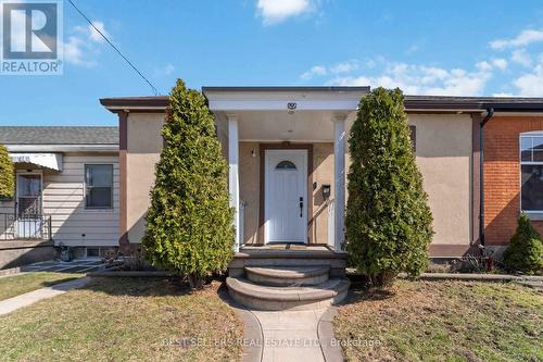 300 EAST AVENUE N  Hamilton, ON L8L 5J5