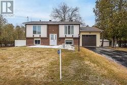 127 SNEDDEN DRIVE Mississippi Mills, ON K0A 1A0