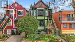 751 KEEFER STREET  Vancouver, BC V6A 1Y6