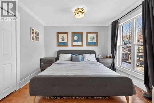 179 Burris Street, Hamilton, ON - Indoor Photo Showing Bedroom