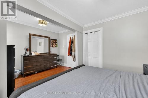 179 Burris Street, Hamilton, ON - Indoor Photo Showing Bedroom