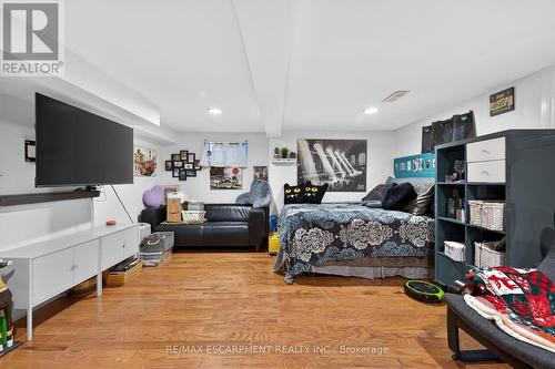 179 Burris Street, Hamilton, ON - Indoor Photo Showing Bedroom