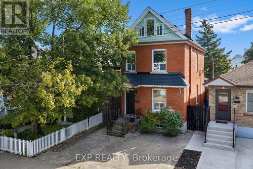 200 KENSINGTON AVENUE N  Hamilton (Crown Point), ON L8L 7N7