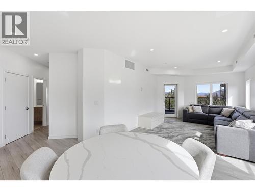 1405 Springhill Drive Unit# 2103, Kamloops, BC - Indoor