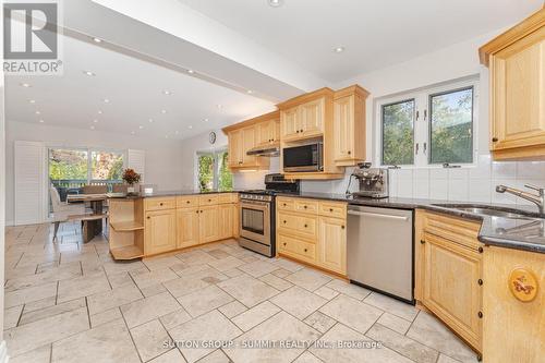 1175 Kane Road, Mississauga, ON - Indoor Photo Showing Kitchen With Stainless Steel Kitchen