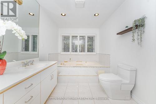 1175 Kane Road, Mississauga, ON - Indoor Photo Showing Bathroom