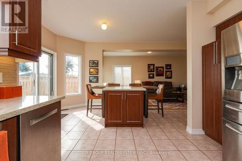 1382 Avon Drive, Mississauga, ON - Indoor Photo Showing Other Room
