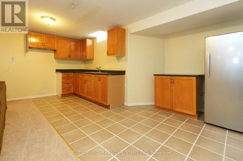 1382 Avon Drive, Mississauga, ON - Indoor Photo Showing Other Room