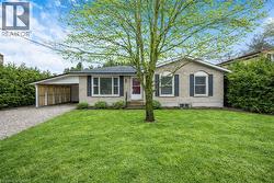 4 LYNDHURST Avenue Simcoe, ON N3Y 4J9