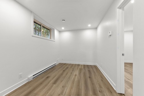 Salle familiale - 57 Rue Des Plaines, Saint-Jean-Sur-Richelieu, QC - Indoor Photo Showing Other Room