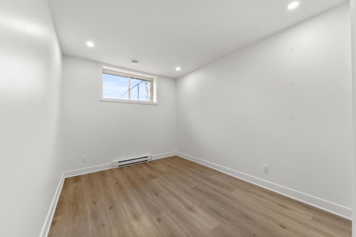 Chambre à coucher - 57 Rue Des Plaines, Saint-Jean-Sur-Richelieu, QC - Indoor Photo Showing Other Room