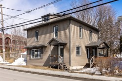 233 Rue St-Alphonse N. Thetford Mines, QC G6G 3W7
