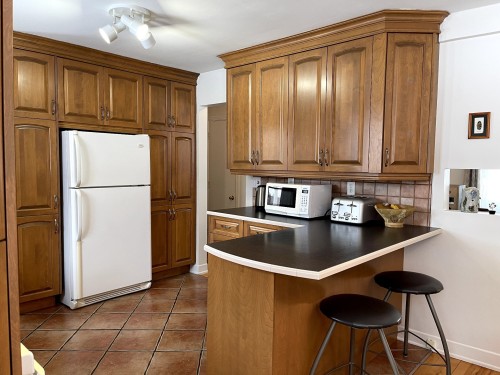 Kitchen - 182 Av. Duke-Of-Kent, Pointe-Claire, QC - Indoor Photo Showing Kitchen