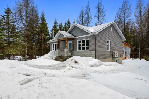 343 Ch. Scotch  Grenville-Sur-La-Rouge, QC J0V 1J0