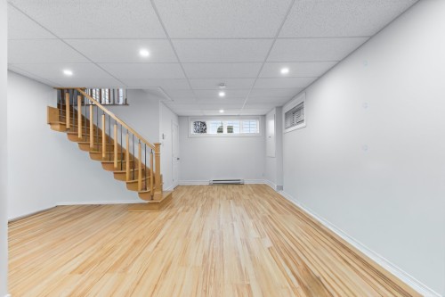 Salle familiale - 631 Rue Smith, Saint-Jean-Sur-Richelieu, QC 