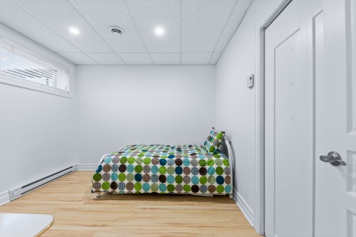 Salle familiale - 631 Rue Smith, Saint-Jean-Sur-Richelieu, QC 