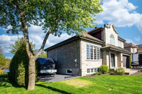 Photo aérienne - 631 Rue Smith, Saint-Jean-Sur-Richelieu, QC 