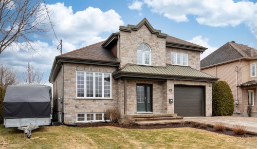 Façade - 631 Rue Smith, Saint-Jean-Sur-Richelieu, QC 
