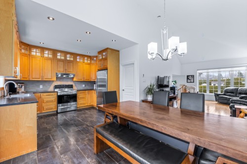 Salle à manger - 631 Rue Smith, Saint-Jean-Sur-Richelieu, QC 