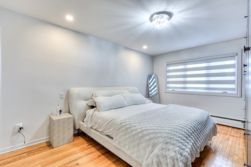 Chambre à coucher principale - 980  - 982 Av. Châtelaine, Laval (Chomedey), QC - Indoor Photo Showing Bedroom