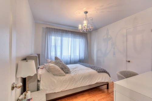 Chambre à coucher - 980  - 982 Av. Châtelaine, Laval (Chomedey), QC - Indoor Photo Showing Bedroom