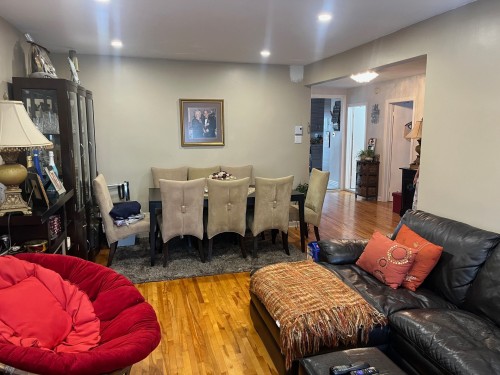 Salon - 980  - 982 Av. Châtelaine, Laval (Chomedey), QC - Indoor