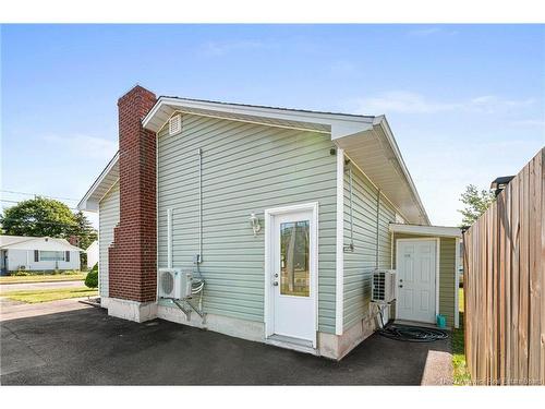 182 Sumner Ave, Moncton, NB 