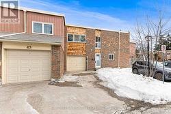 41 ELSA VINE WAY Toronto, ON M2J 4H8