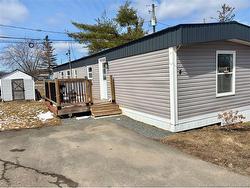 4 Whistler Duck Cross Lincoln, NB E3B 7E9