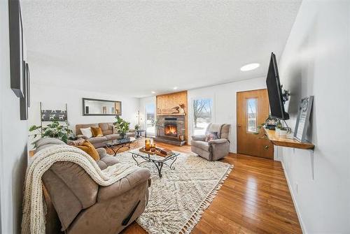 50149 45E Rd, Ross, MB 