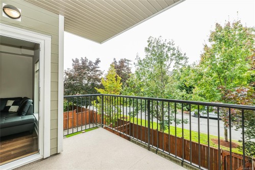 214-21 Conard St, View Royal, BC - Outdoor With Exterior