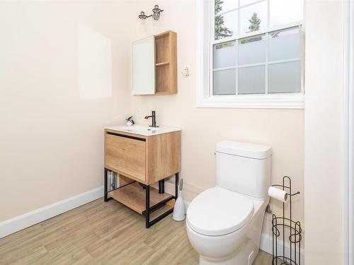 696 Point Aconi Road, Point Aconi, NS 