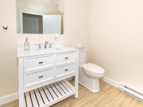 696 Point Aconi Road, Point Aconi, NS 