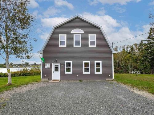 696 Point Aconi Road, Point Aconi, NS 