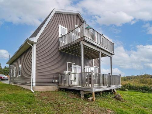 696 Point Aconi Road, Point Aconi, NS 