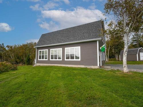 696 Point Aconi Road, Point Aconi, NS 