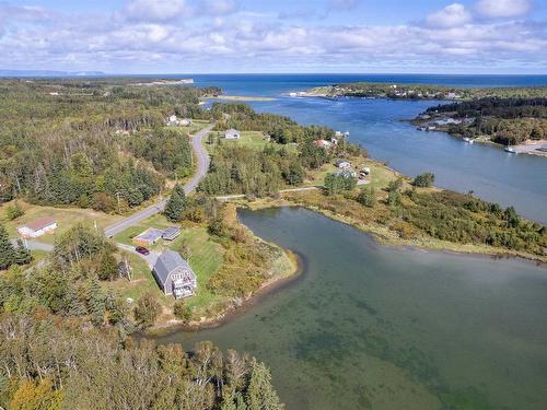 696 Point Aconi Road, Point Aconi, NS 