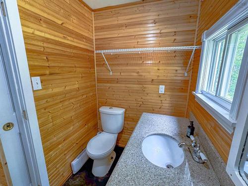 337 Secret Road, Briar Lake, NS - Indoor Photo Showing Bathroom